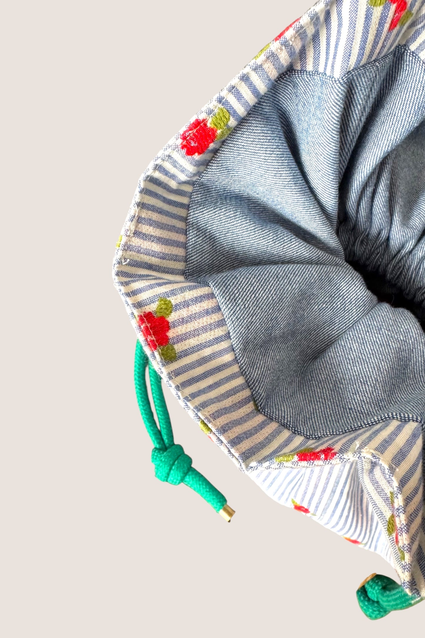 SAC BOURSE rayure fleuri zoom Maison PoumPoum