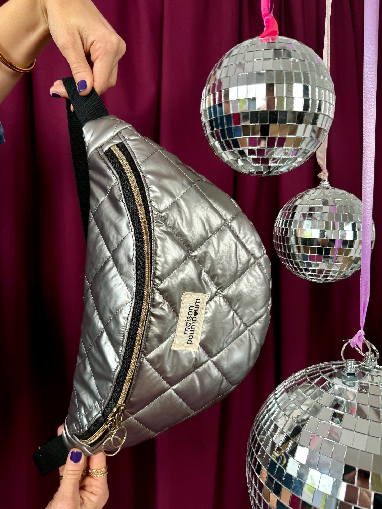Sac banane matelassé fête