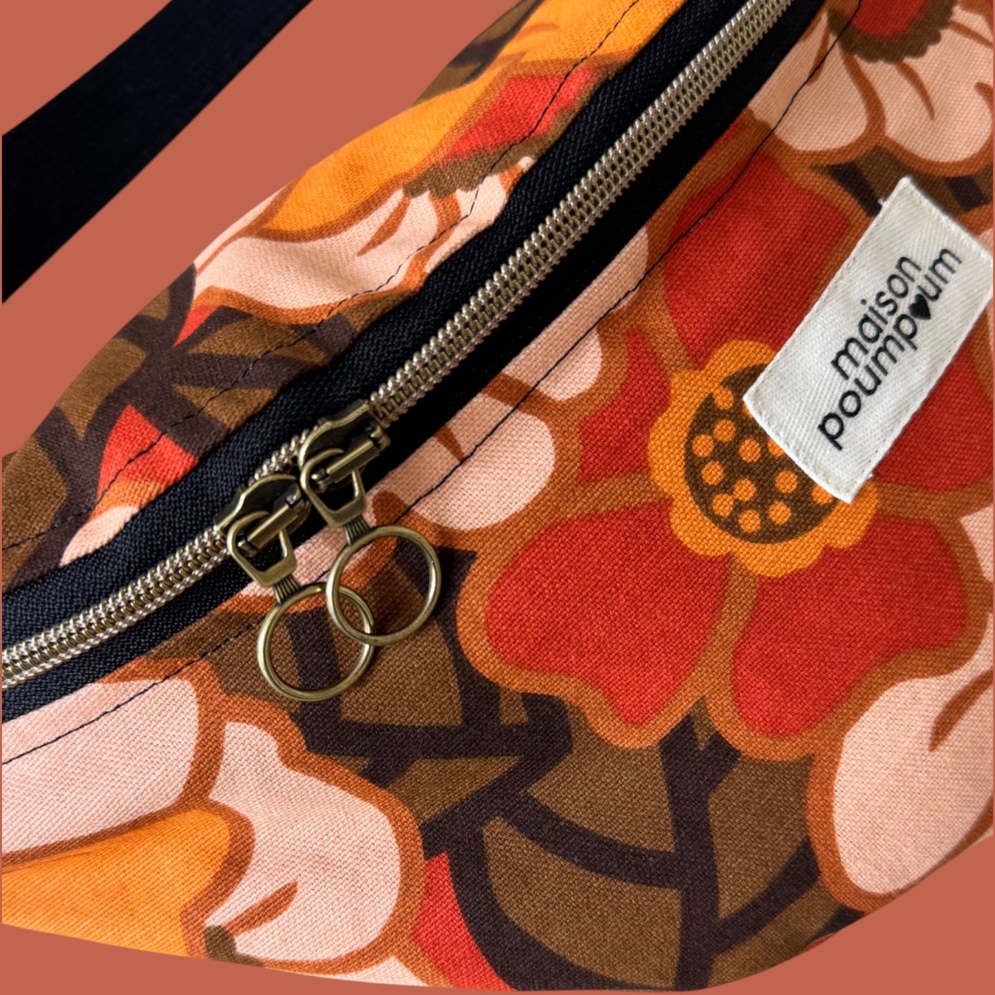 Sac banane fleuri 70's