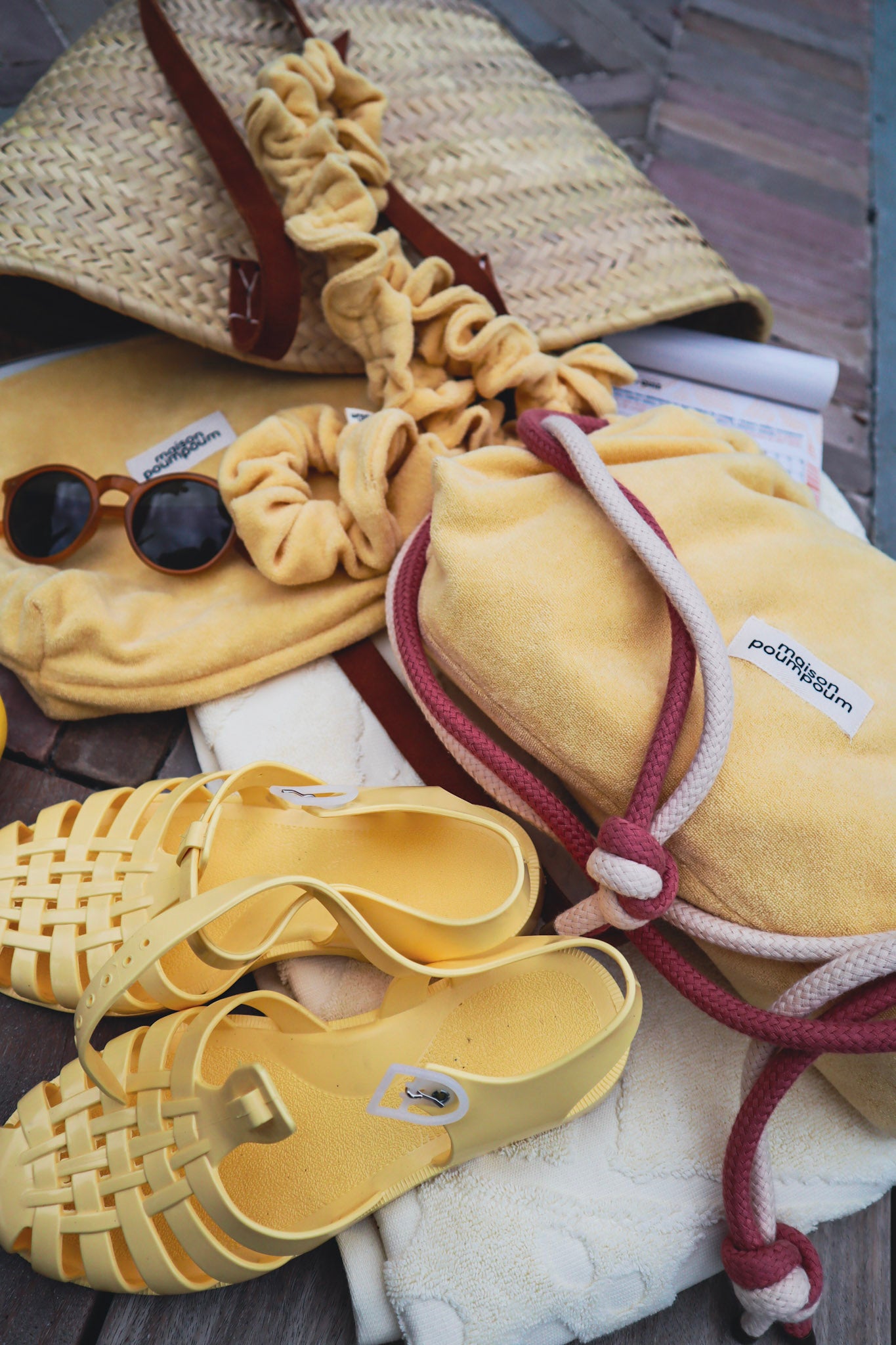 Mini sac bourse à cordon - Eponge jaune beurre – Maison Poumpoum