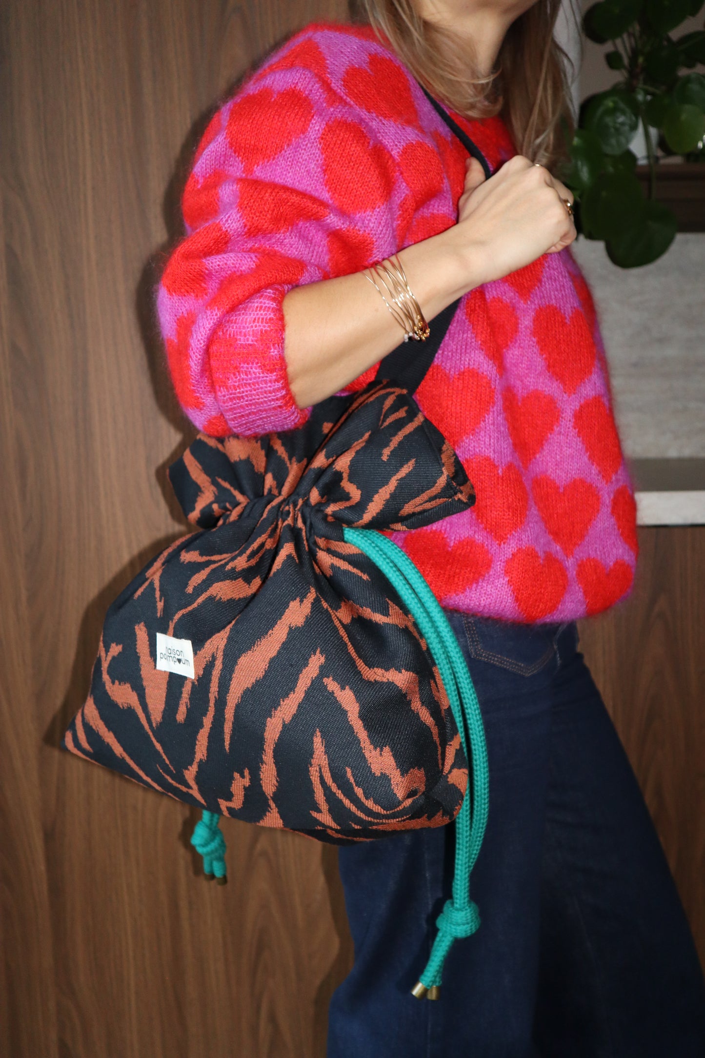 Sac Bourse Jacquard Zèbre Noir & Terracotta – Le sauvage chic en édition limitée