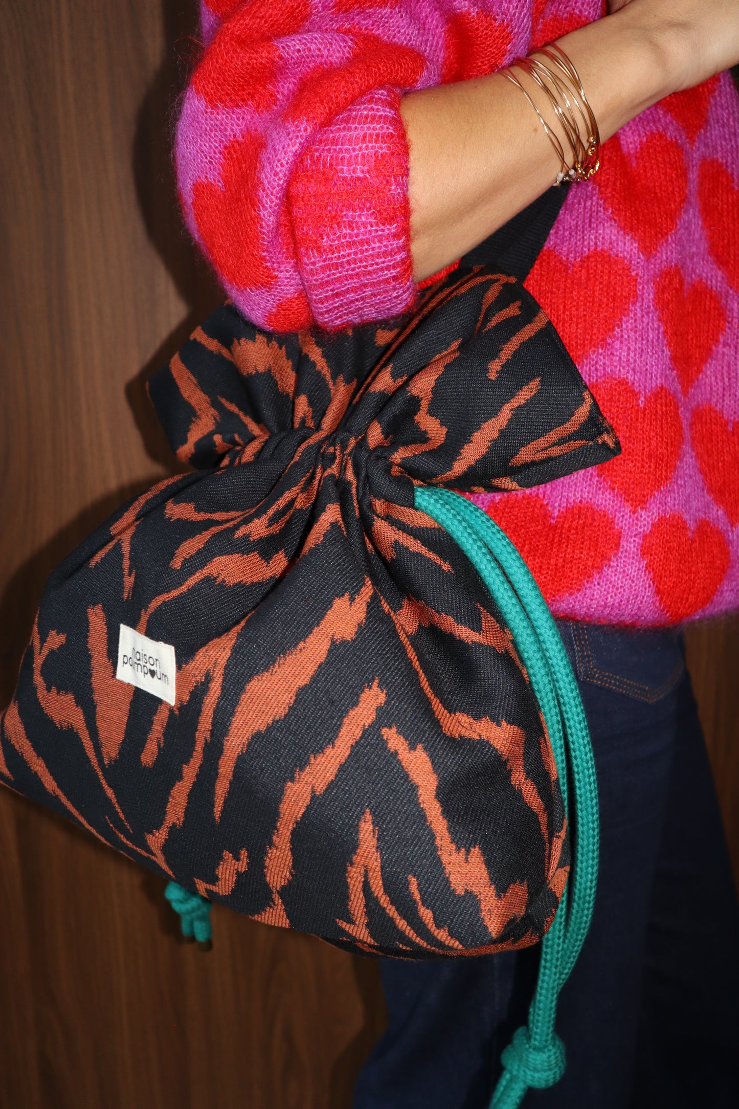 Sac Bourse Jacquard Zèbre Noir & Terracotta – Le sauvage chic en édition limitée