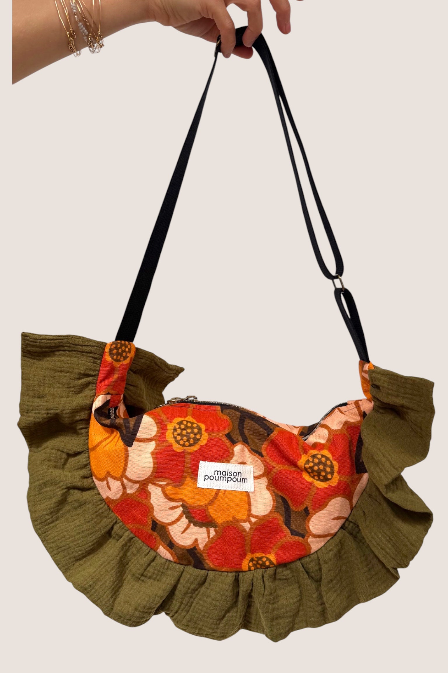 sac banane demi lune maison poumpoum fleuri vintage froufrous
