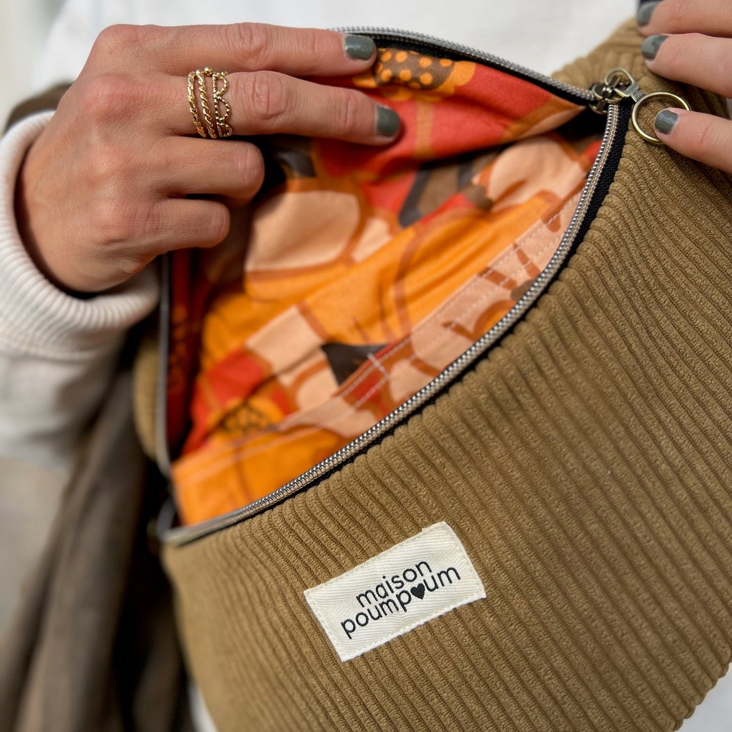 Sac banane velours camel – Fait à Lille | Maison PoumPoum
