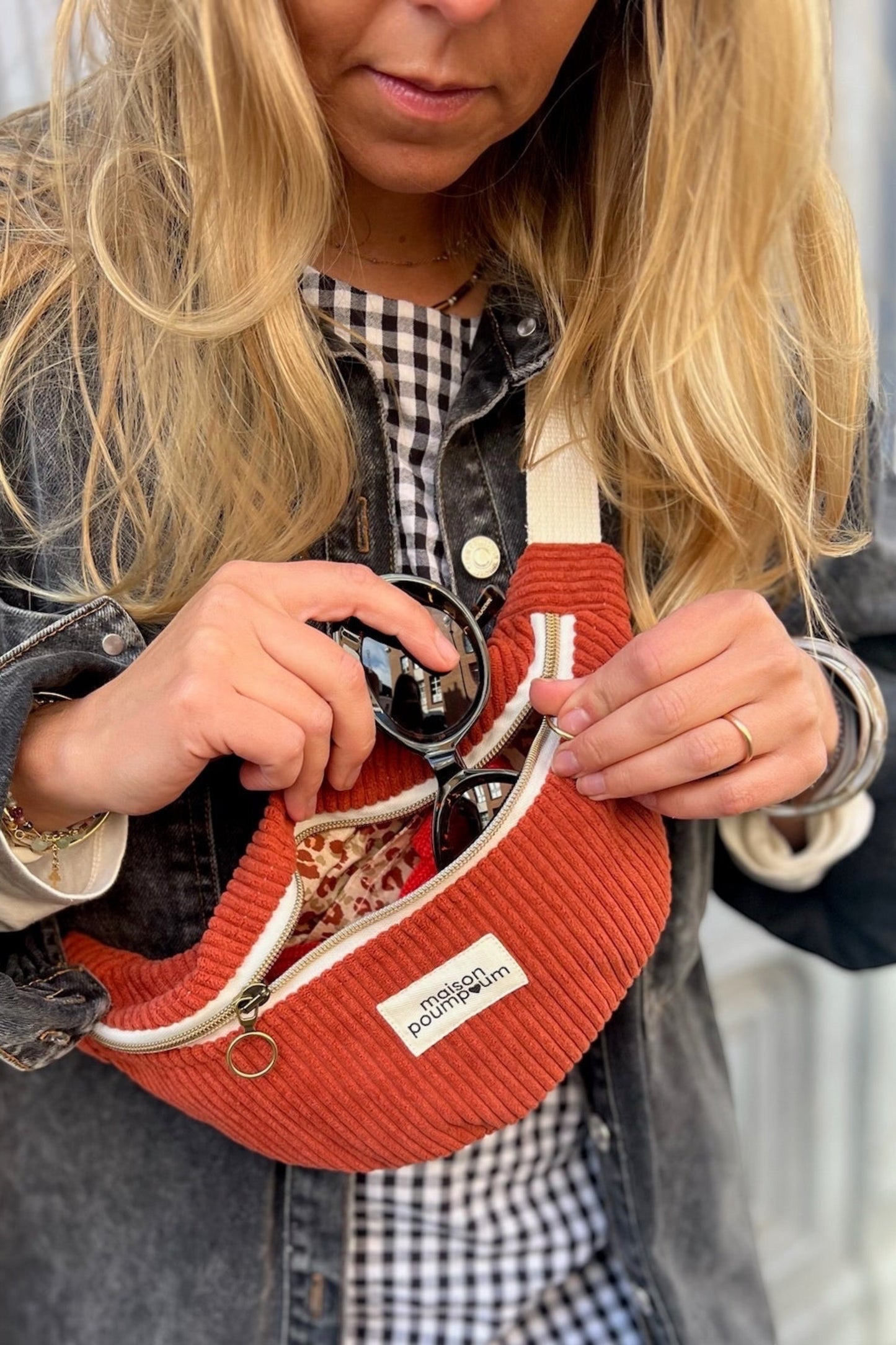 SAC BANANE VELOURS TERRACOTA PORTé