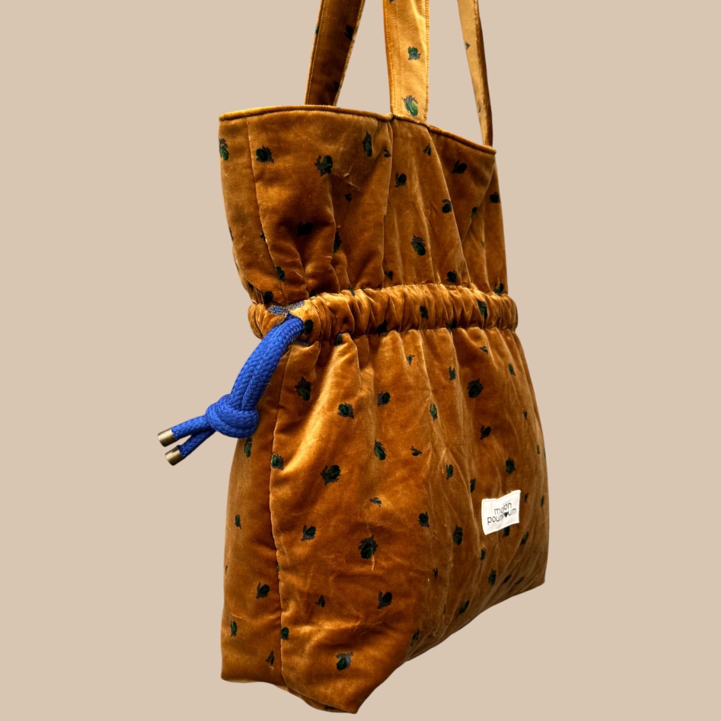 Sac Bourse Velours Moutarde Fleuri – Le charme vintage en édition ultra limitée