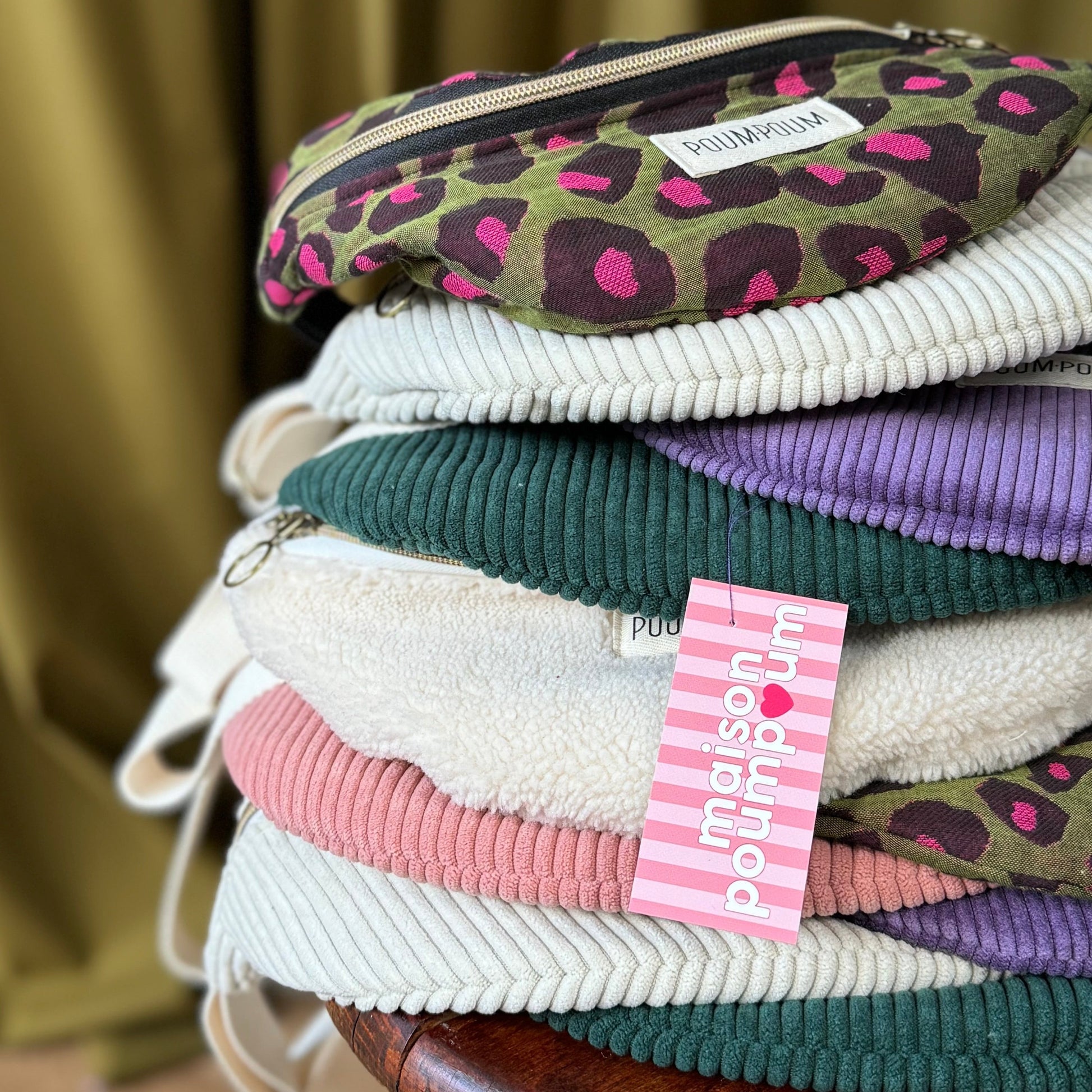 SAc_banane_L_opard_Fuchsia_velours_cr_me_violet_rose_vert_sapin