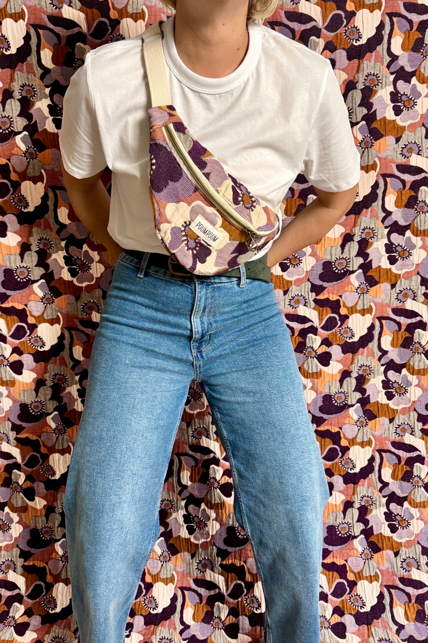 Sac Banane Maxi Fleur Vintage portee