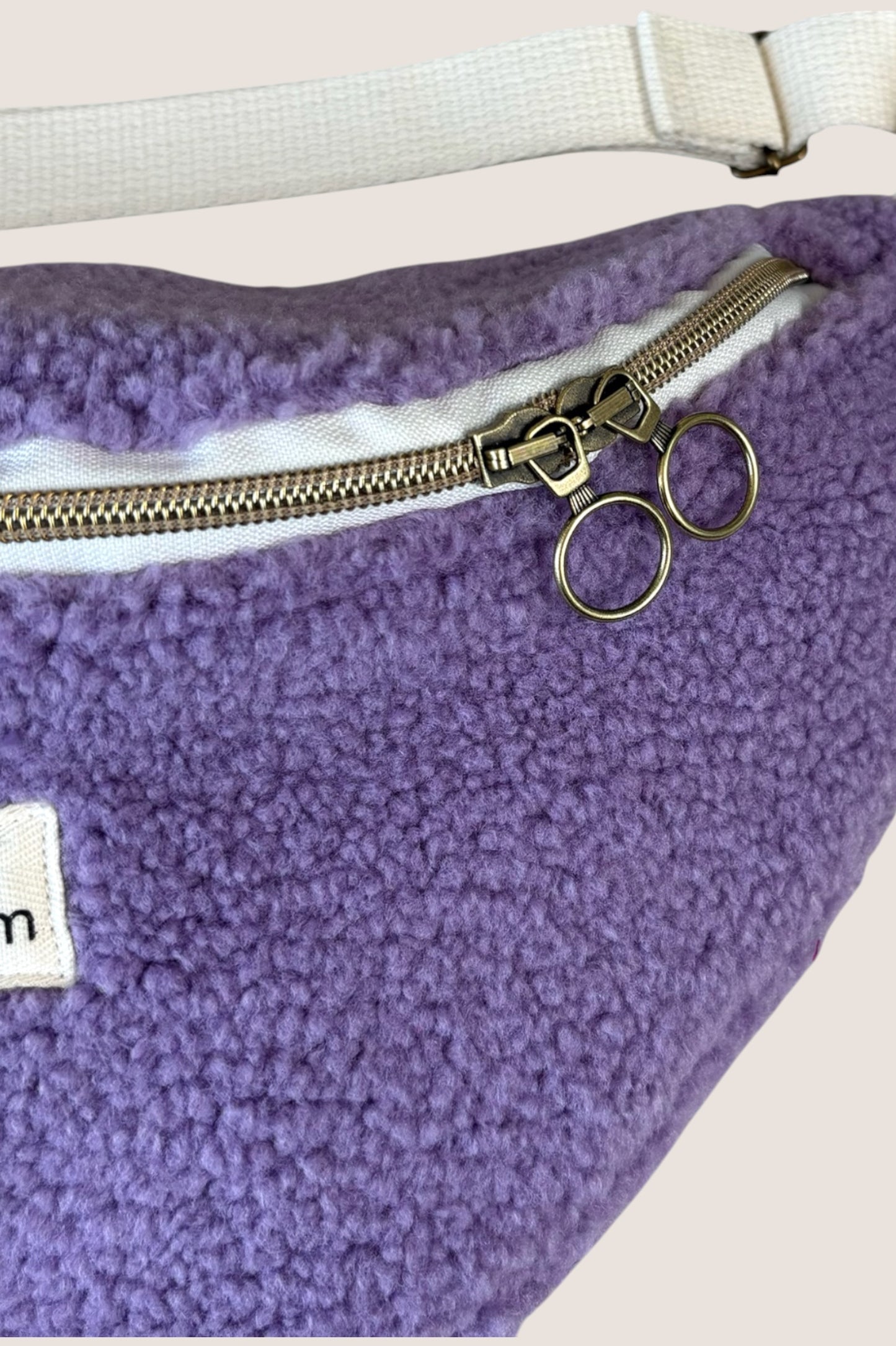 Sac Banane Moumoute Violet zoom