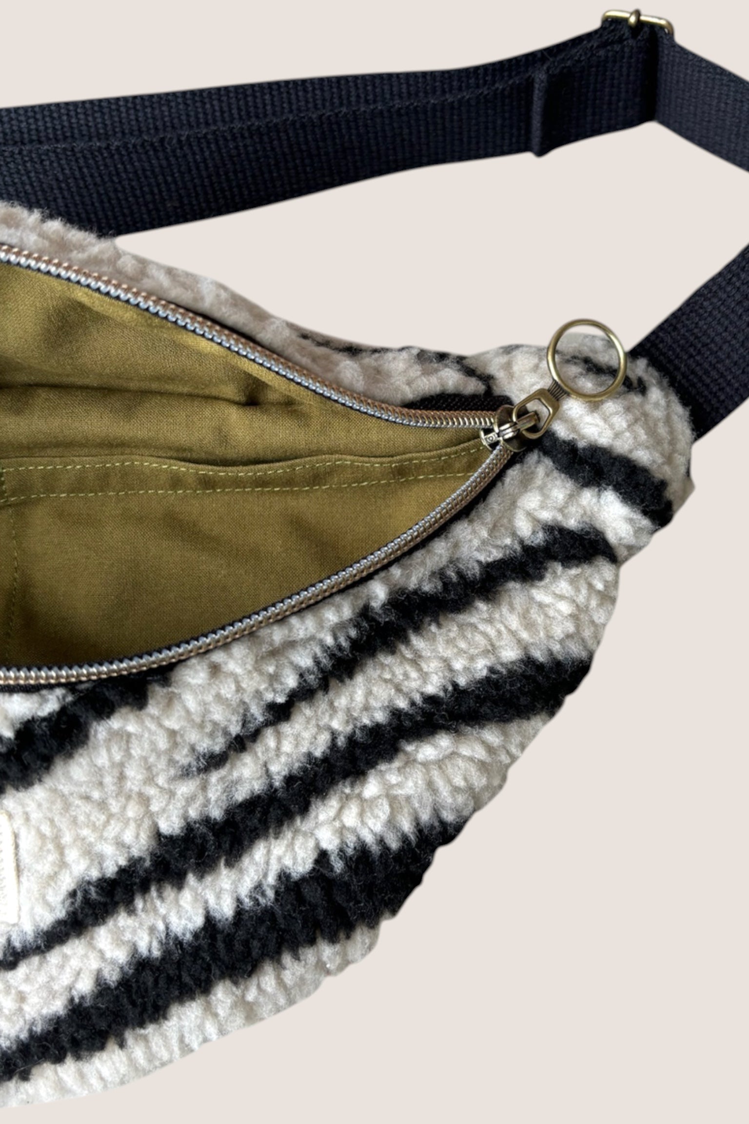 Sac Banane Moumoute Zèbre zoom interieur
