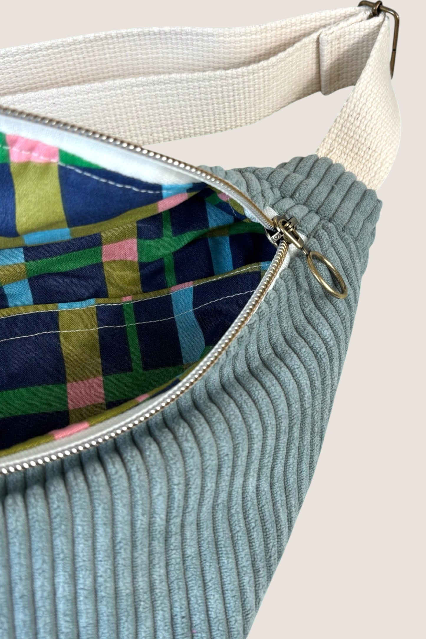 Sac Banane Velours Bleu Ciel zoom interieur
