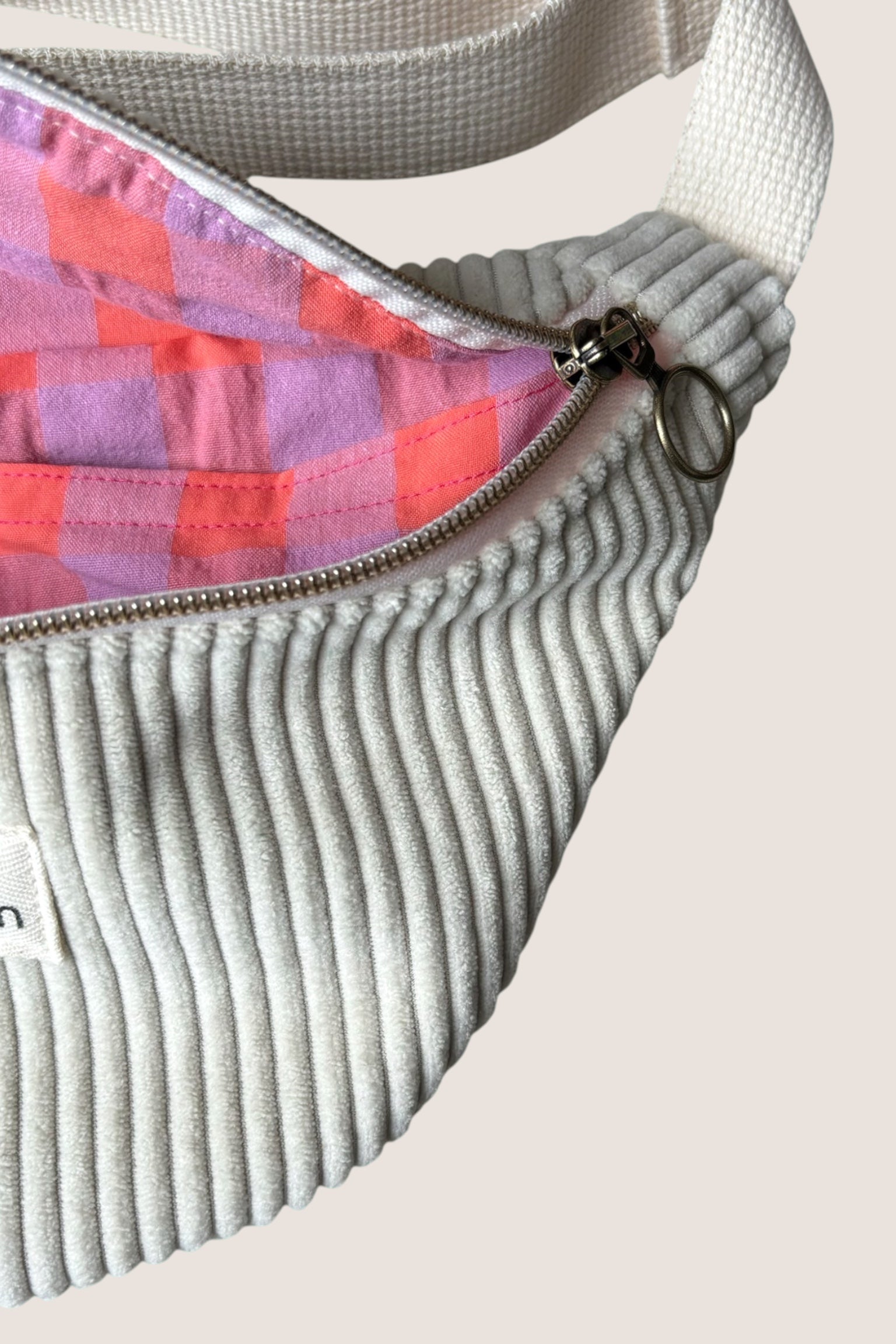 Sac Banane Velours Crème Zoom interieur 1