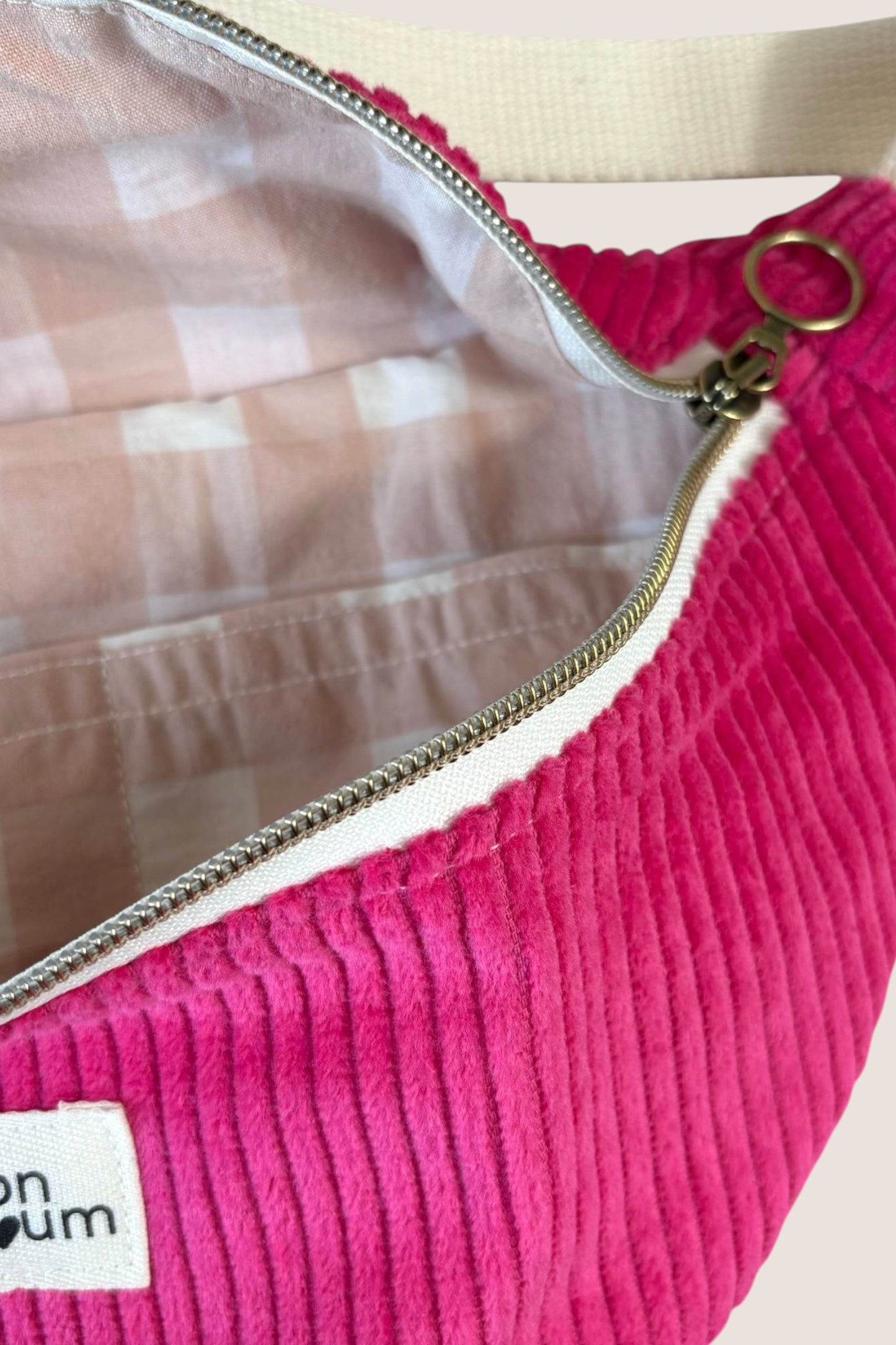Sac Banane Velours Fuchsia zoom interieur