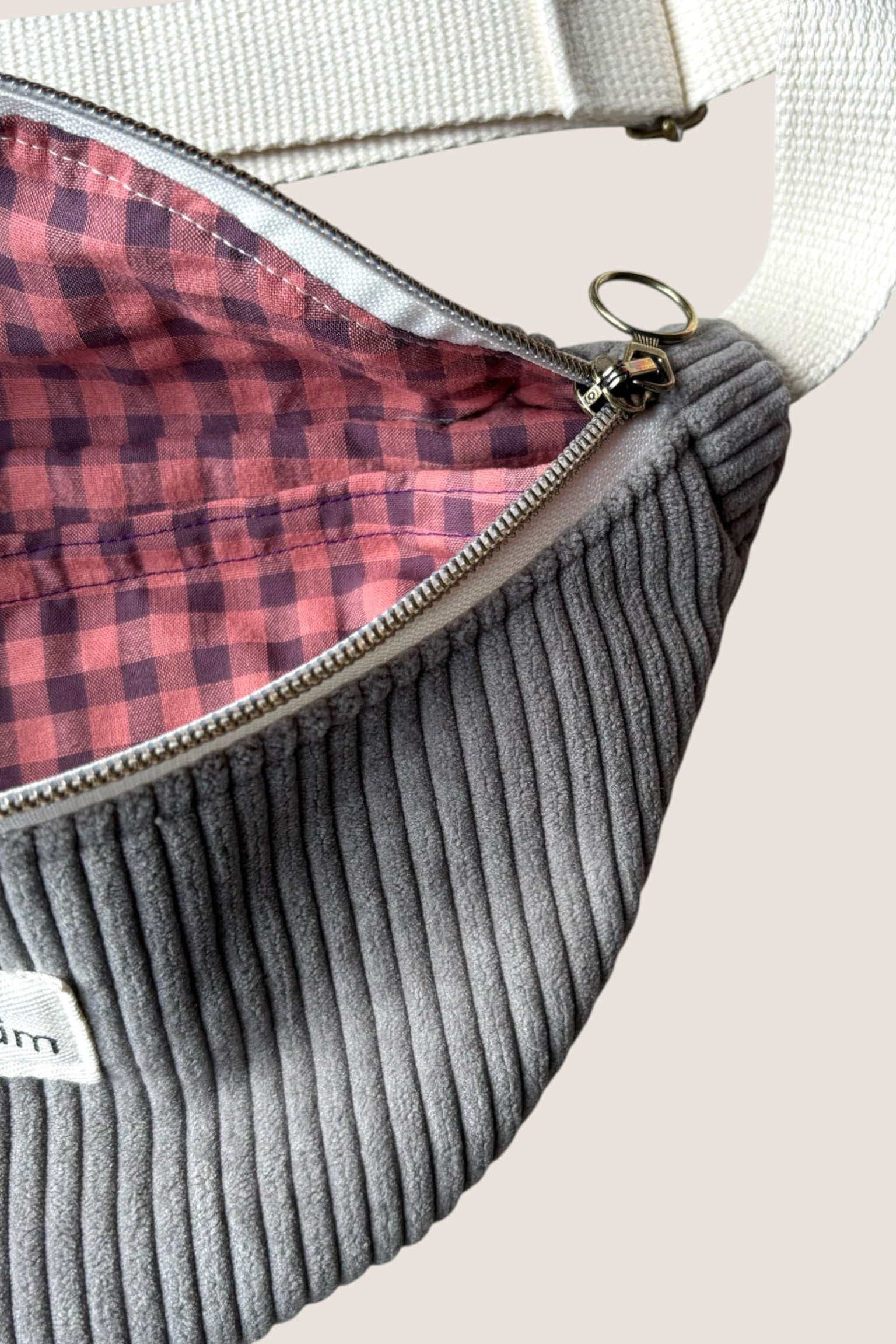 Sac Banane Velours Gris zoom interieur