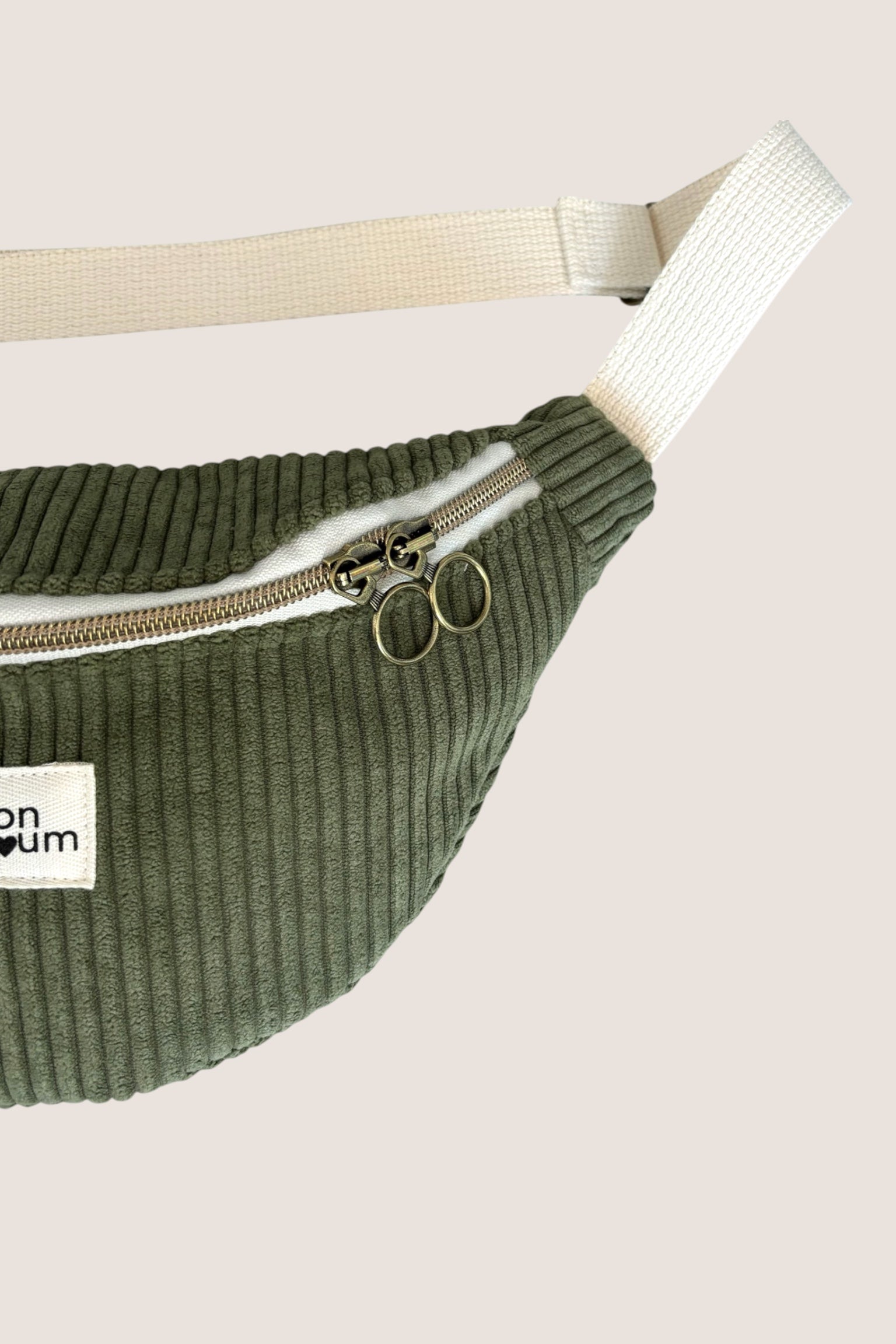 Sac Banane Velours Kaki zoom