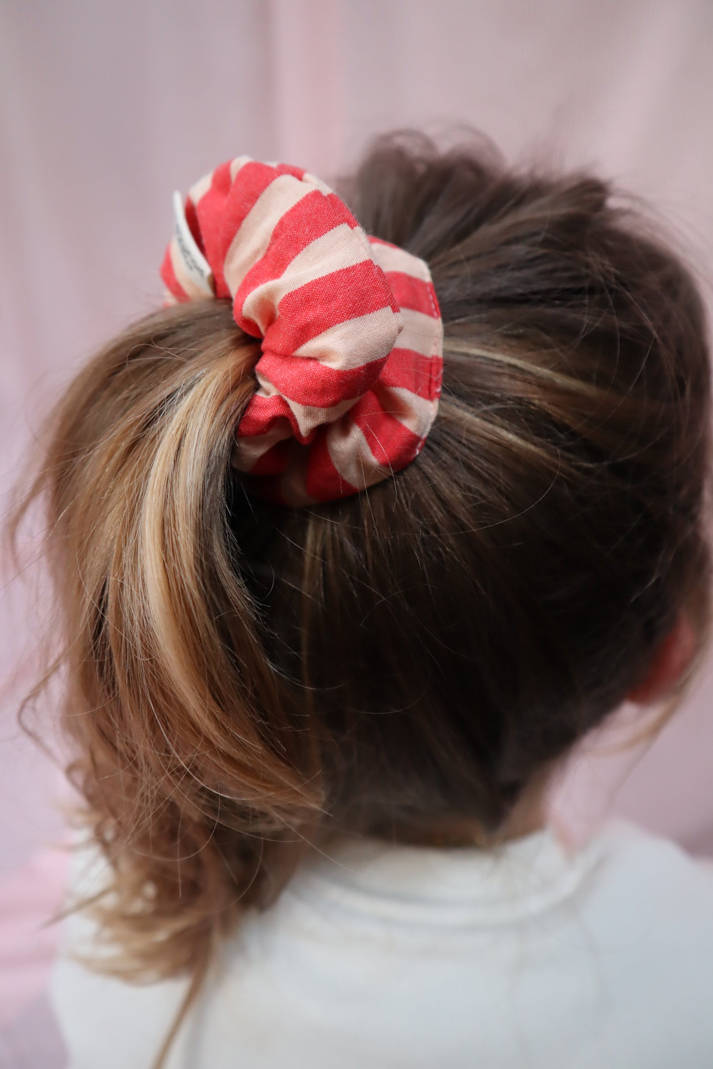 chouchou_rayure_rouge chignon