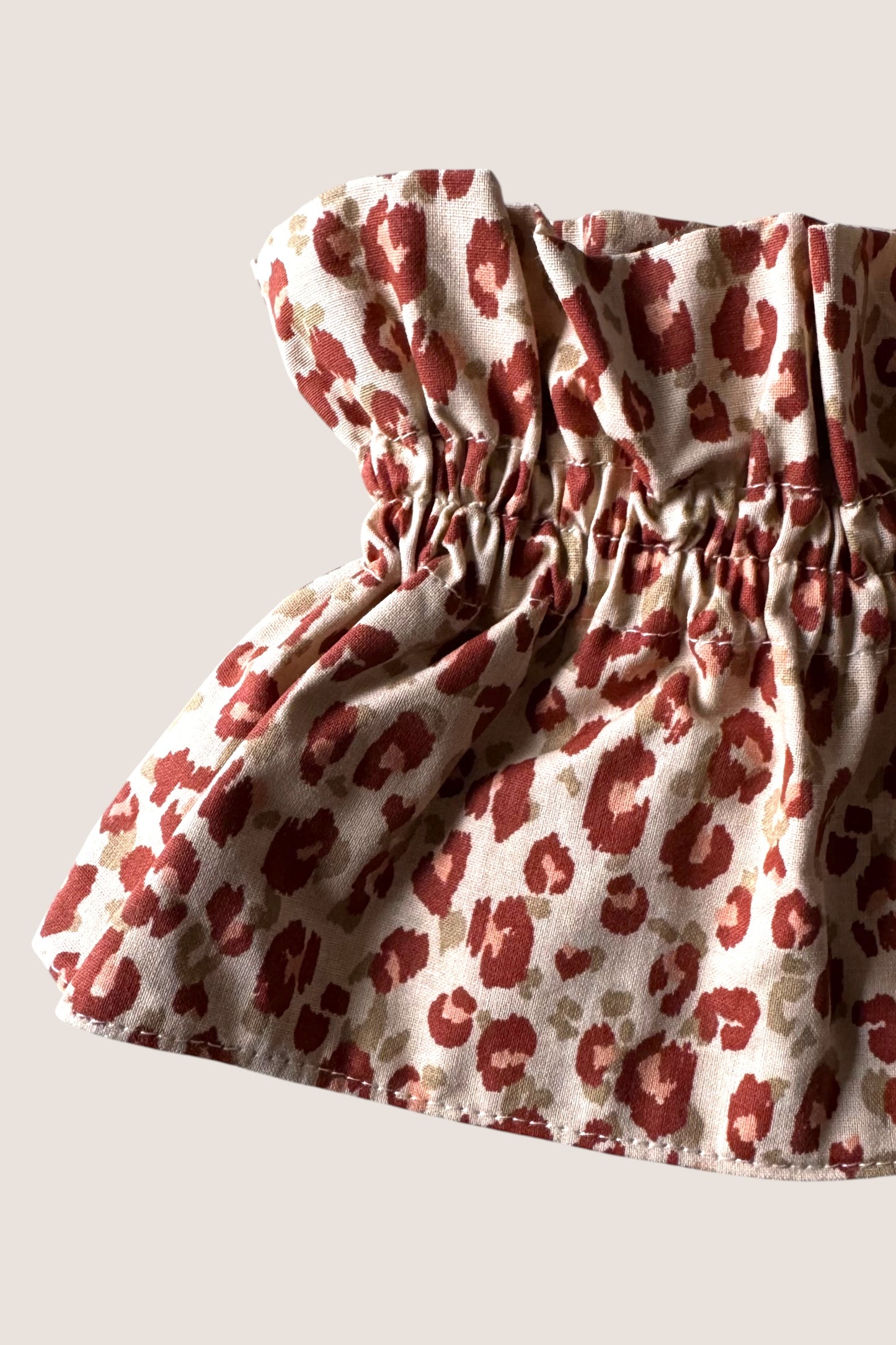 Le col amovible - Léopard terracota