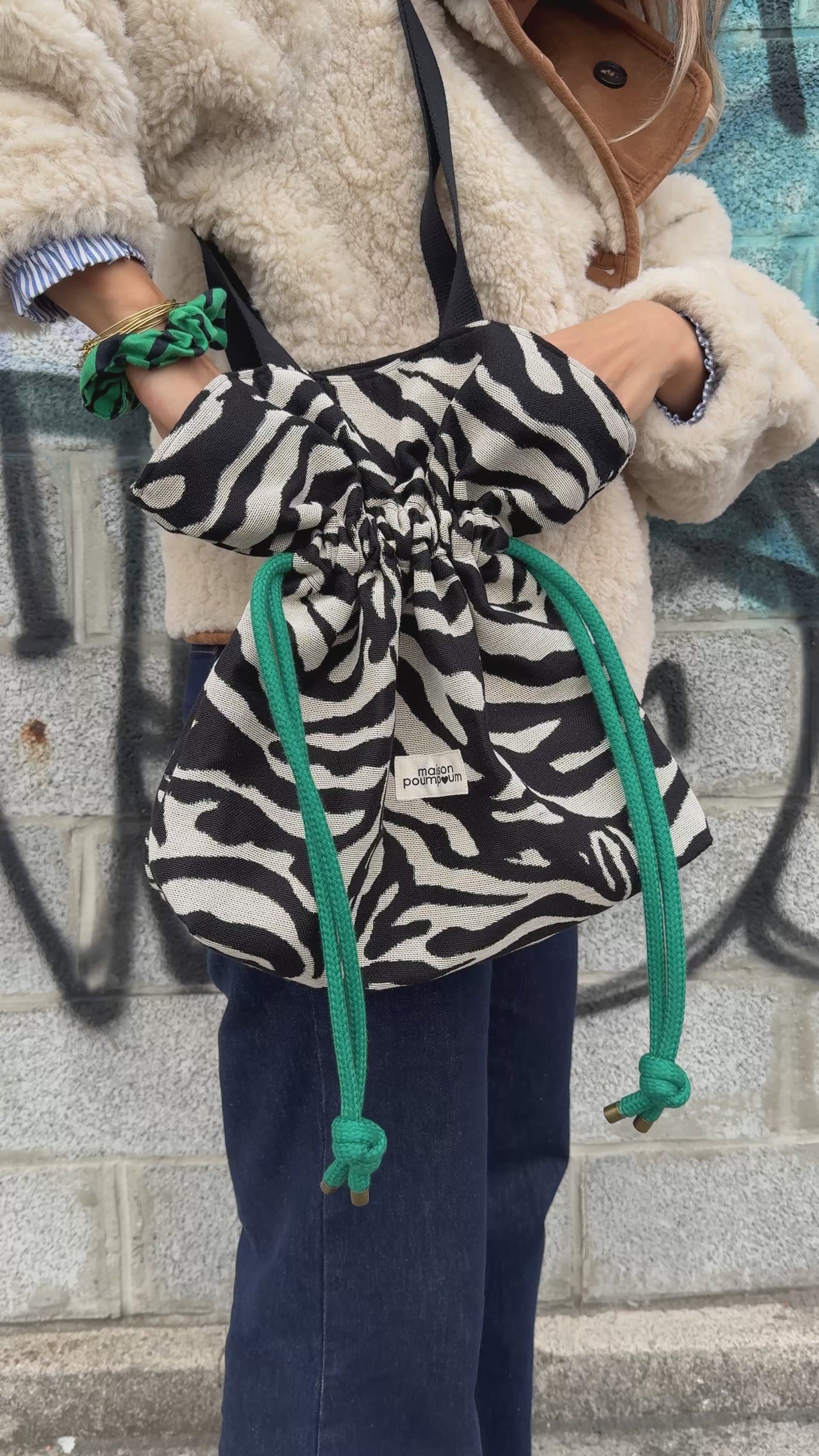 SAC BOURSE ZEBRE VIDEO