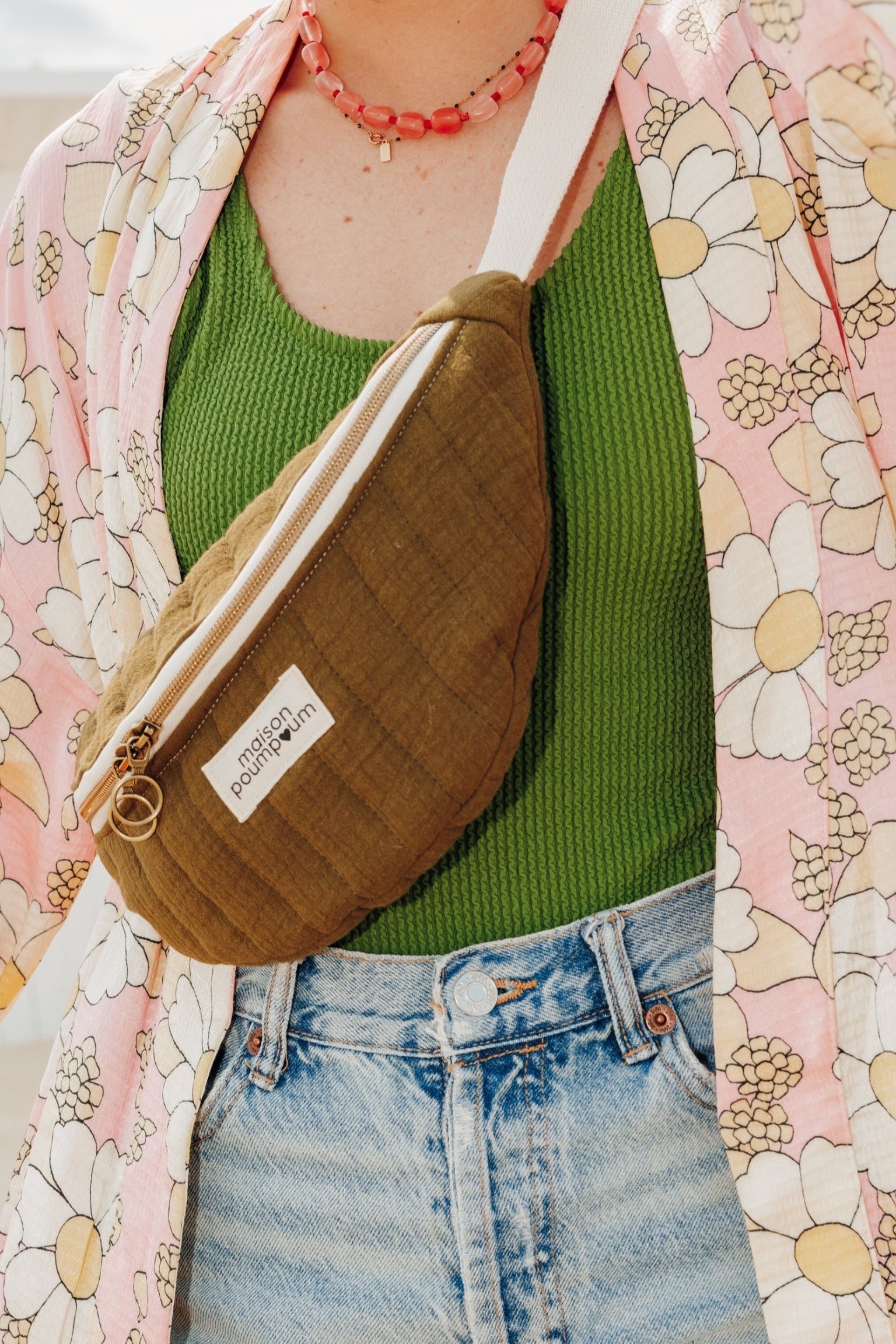 sac banane gaze de coton kaki portee