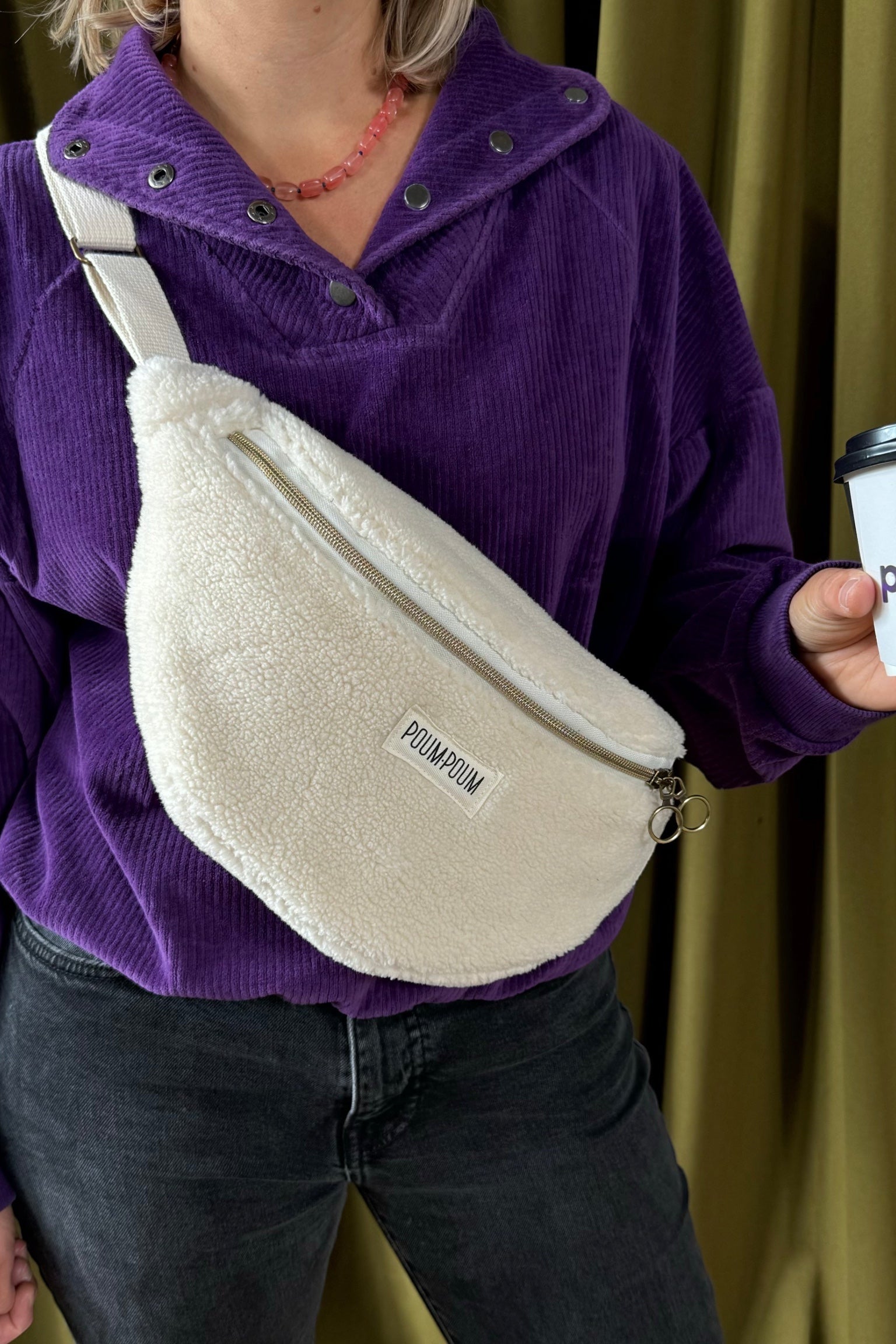 sac banane moumoute crème portée2