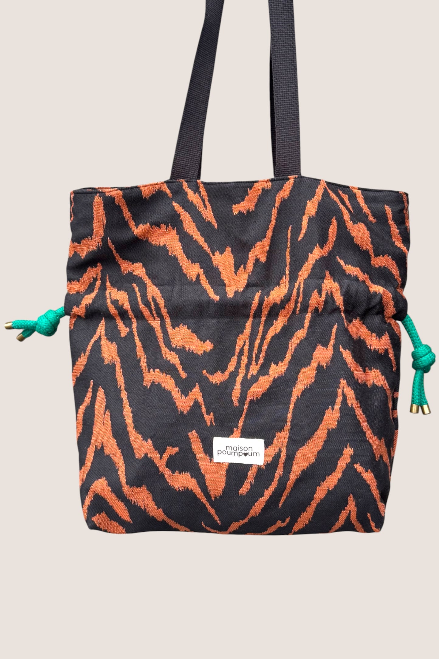 Sac Bourse Jacquard Zèbre Noir & Terracotta – Le sauvage chic en édition limitée
